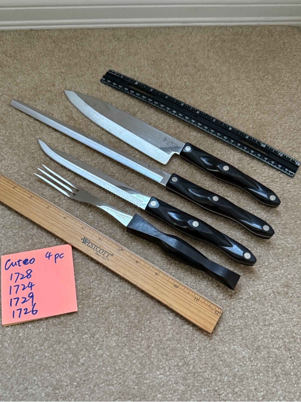 Cutco brown 4pc Carving Set knives fork